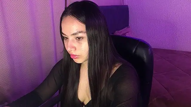 amelia hall online show from June 28, 12:44 pm