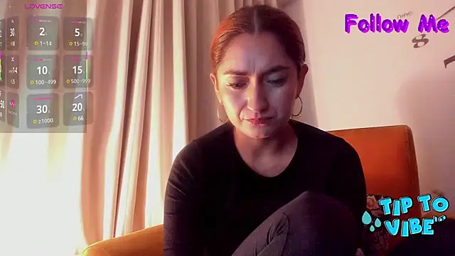 Snapshot of Misscruz_ chatting on March 20, 3:02 am Misscruz online show from March 20, 3:02 am