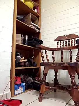 Snapshot of psycodelicus chatting on December 3, 3:36 am psycodelicus online show from December 3, 3:36 am