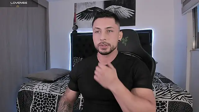 santi aesthetic online show from May 23, 11:20 pm