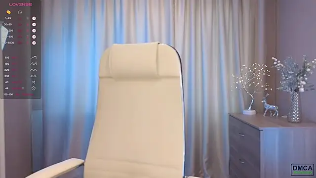 Snapshot of mis_seductive chatting on April 1, 1:34 pm mis seductive online show from April 1, 1:34 pm