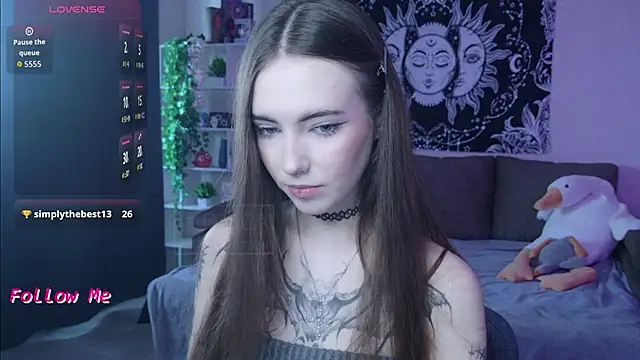 naugghtynikki online show from October 23, 5:29 am