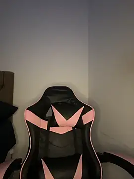 Snapshot of Manu_2002_ chatting on October 22, 1:55 pm Manu 2002 online show from October 22, 1:55 pm