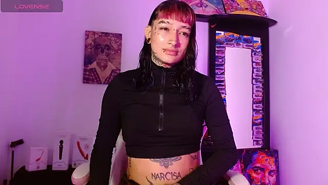SharaRoss1 online show from May 16, 9:13 pm