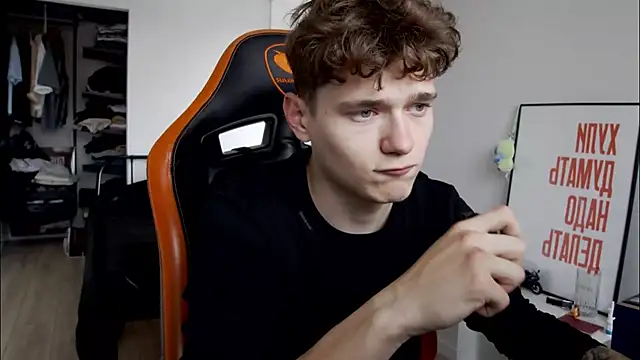 DanyDavis online show from October 5, 11:30 am