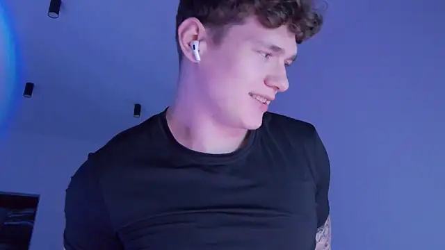 DanyDavis online show from October 12, 8:41 pm