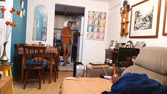 Snapshot of CasalcwBR chatting on June 22, 7:22 pm CasalcwBR online show from June 22, 7:22 pm