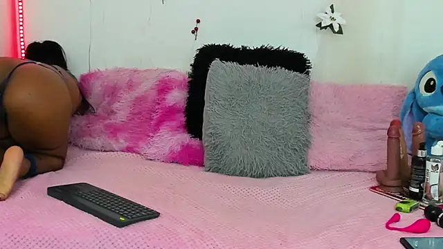 Rihanna Flex online show from February 16, 9:11 pm