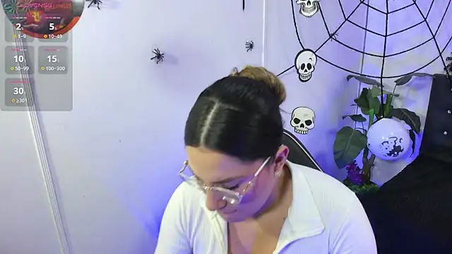 saaya tay online show from October 25, 3:03 am