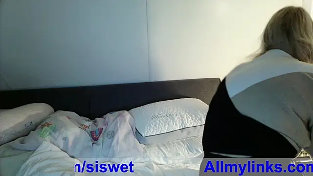 Snapshot of siswett chatting on December 5, 1:09 pm siswett online show from December 5, 1:09 pm