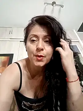 Snapshot of lunadicty chatting on April 24, 4:59 am lunadicty online show from April 24, 4:59 am