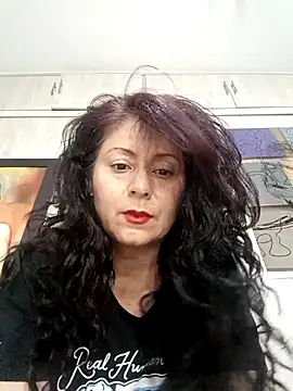 Snapshot of lunadicty chatting on May 4, 11:12 pm lunadicty online show from May 4, 11:12 pm
