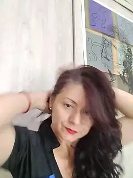 Snapshot of lunadicty chatting on May 12, 9:34 pm lunadicty online show from May 12, 9:34 pm