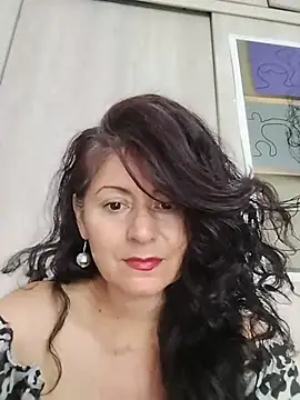 Snapshot of lunadicty chatting on May 17, 6:48 pm lunadicty online show from May 17, 6:48 pm