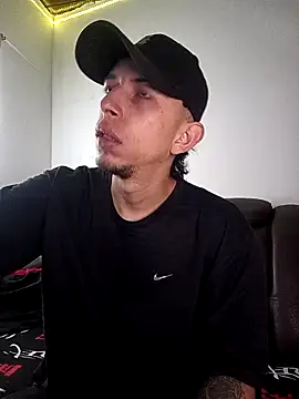 Chris  Jones online show from February 8, 7:50 pm