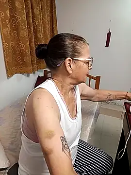 katrina perez online show from January 13, 10:26 pm