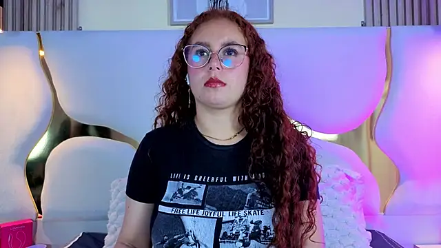 Snapshot of AmmberJones chatting on September 19, 12:39 pm AmmberJones online show from September 19, 12:39 pm