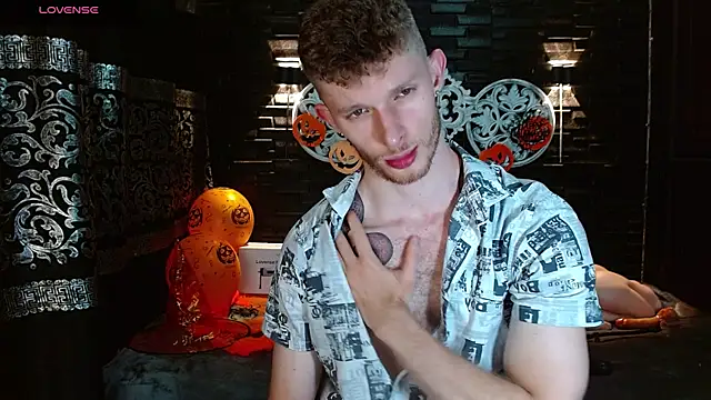 andrewxbi online show from October 25, 11:32 pm