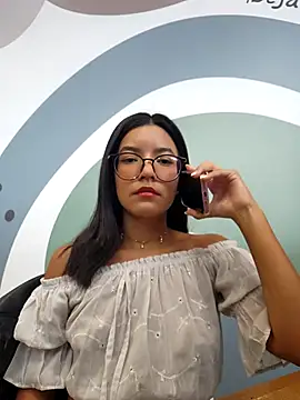 Pretty roxxyy online show from September 19, 1:34 pm