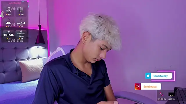 OliverTwinky online show from September 15, 2:50 pm