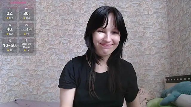 Thighswithspikes online show from April 13, 9:26 am