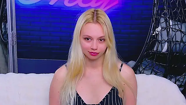 AlessiaCroft online show from May 12, 3:58 am