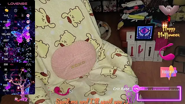 w3tkittty online show from October 31, 3:51 am