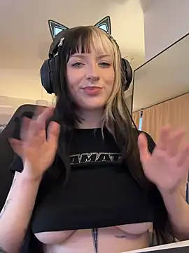 kittlunixx online show from March 25, 4:13 pm