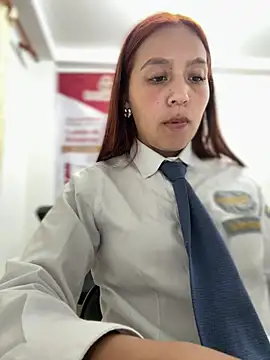 Snapshot of MELODY__06 chatting on March 11, 1:33 am MELODY 06 online show from March 11, 1:33 am