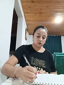 Snapshot of MELODY__06 chatting on July 8, 11:42 pm MELODY 06 online show from July 8, 11:42 pm