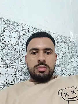 Snapshot of Preto_Dr chatting on May 19, 9:10 pm Preto Dr online show from May 19, 9:10 pm