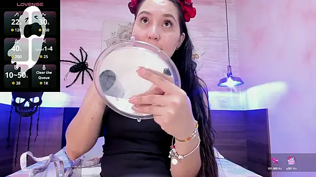 Snapshot of AlissaJoness chatting on October 9, 12:03 pm AlissaJoness online show from October 9, 12:03 pm