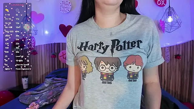 Snapshot of AlissaJoness chatting on February 17, 11:40 am AlissaJoness online show from February 17, 11:40 am