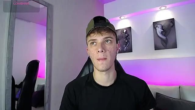 Robbin Blaze online show from December 3, 5:04 am