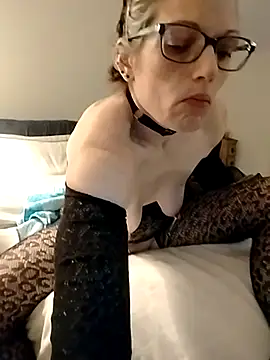 sexiebabi online show from March 22, 5:44 am