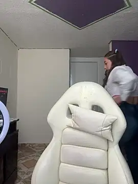 Baby  Otaku online show from October 4, 7:56 pm