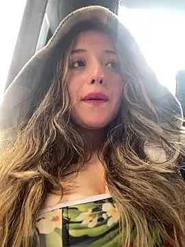 Baby  Otaku online show from December 14, 8:02 pm