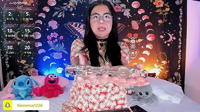 Maddy rosse12 online show from November 25, 3:23 pm