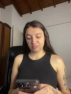 Mia  Gray online show from March 11, 2:56 pm