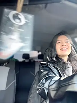 MeekyRich online show from April 1, 2:45 am