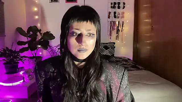 ELENA UMBRA online show from March 18, 3:53 am