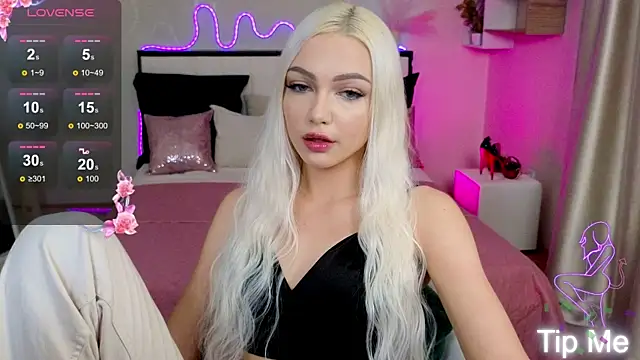 Snapshot of LinaLirian chatting on September 26, 2:10 pm LinaLirian online show from September 26, 2:10 pm