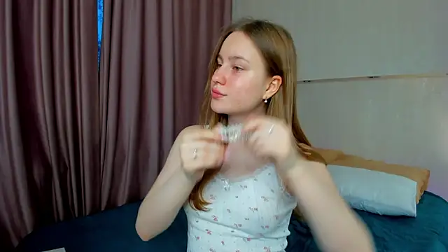 Candy Cansew online show from September 20, 12:11 am