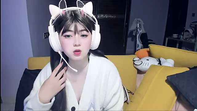 Snapshot of yuki3366 chatting on February 13, 11:28 am yuki3366 online show from February 13, 11:28 am