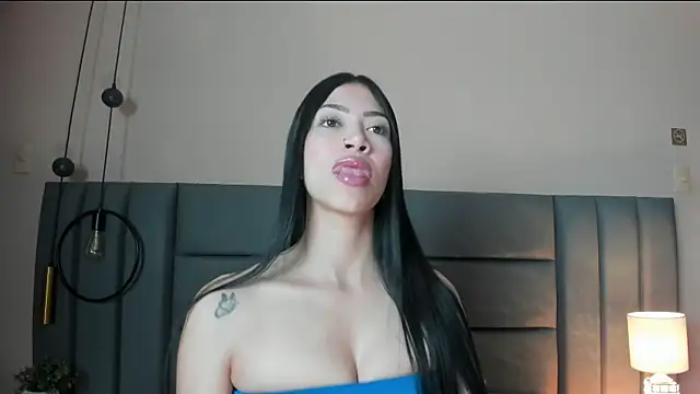 AbbieJoness  online show from January 15, 11:48 am