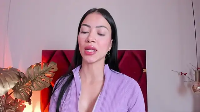 AbbieJoness  online show from May 9, 12:10 pm