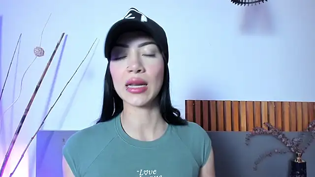 AbbieJoness  online show from May 15, 11:39 am