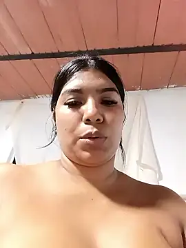 Snapshot of kalifa3210 chatting on January 18, 4:05 am kalifa3210 online show from January 18, 4:05 am