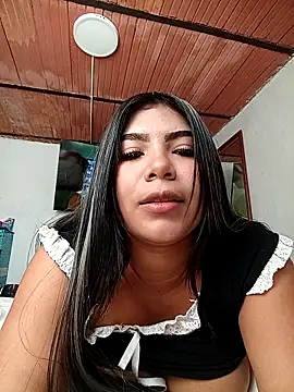 Snapshot of kalifa3210 chatting on February 13, 4:14 pm kalifa3210 online show from February 13, 4:14 pm