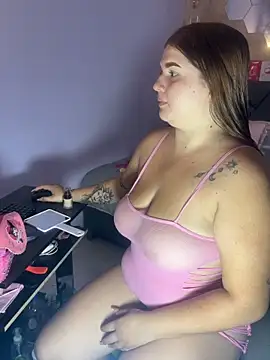 Snapshot of valentina-diiaz chatting on April 6, 1:34 pm valentina-diiaz online show from April 6, 1:34 pm